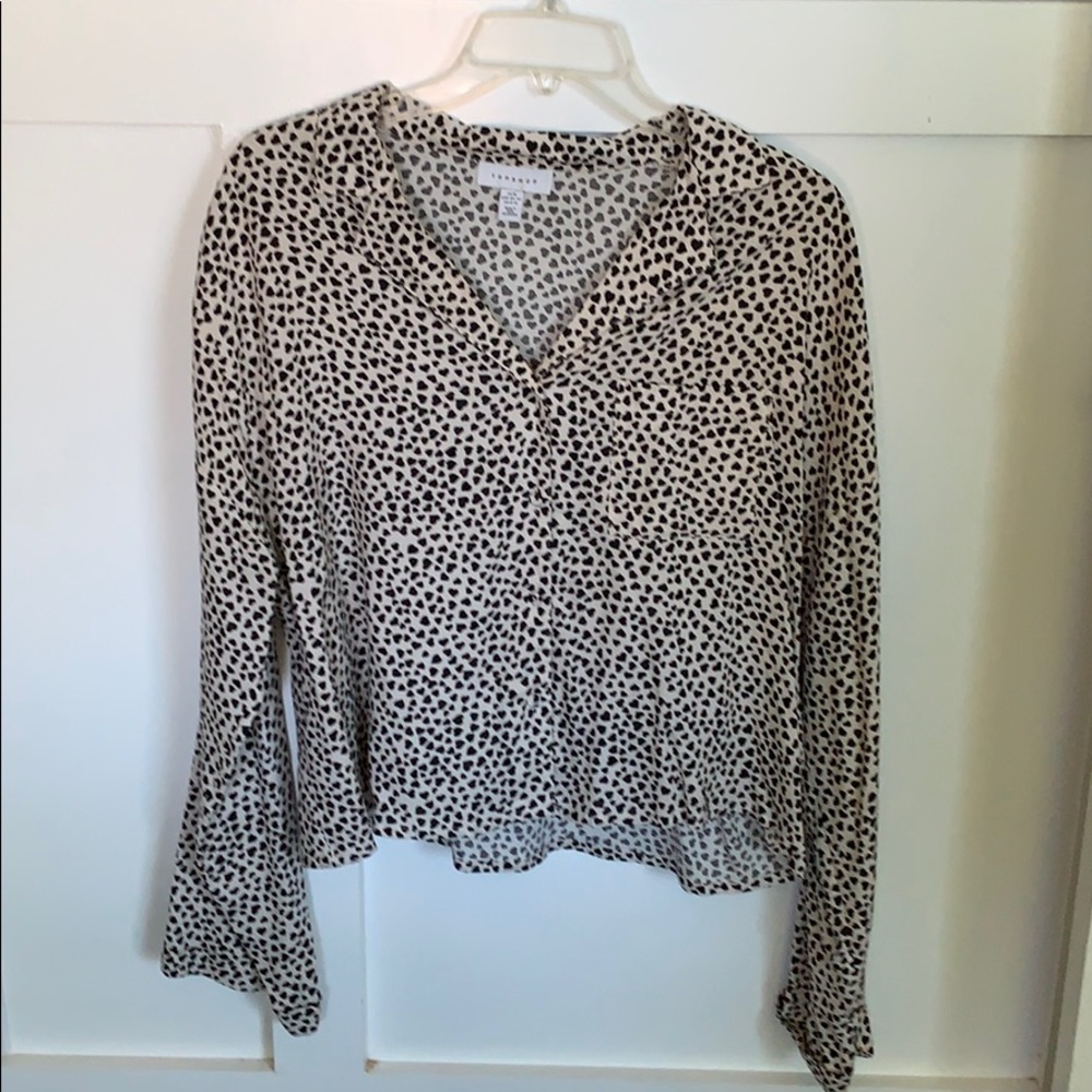 TOPSHOP Button up blouse with 🖤 :)